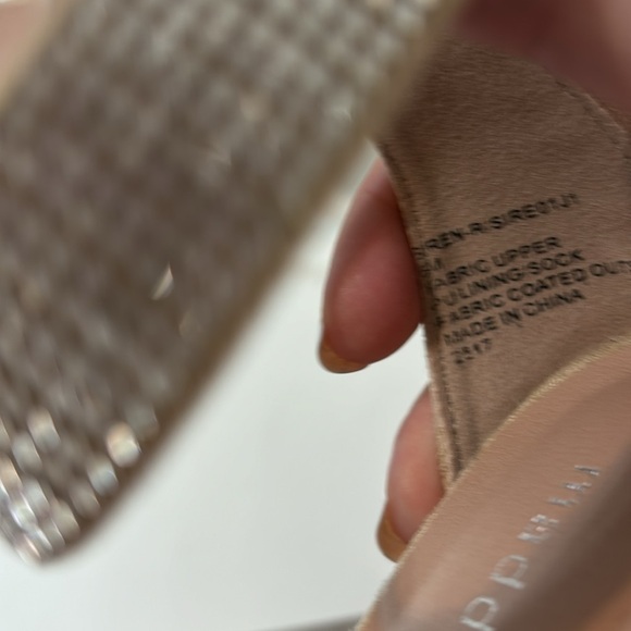 Madden Girl Siren Rhinestone Platform Sandals Size 6 NEW - Picture 6 of 9